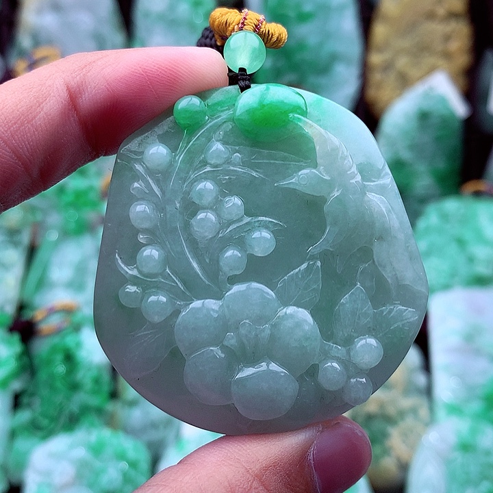 翡翠吊坠(不含链)未镶嵌