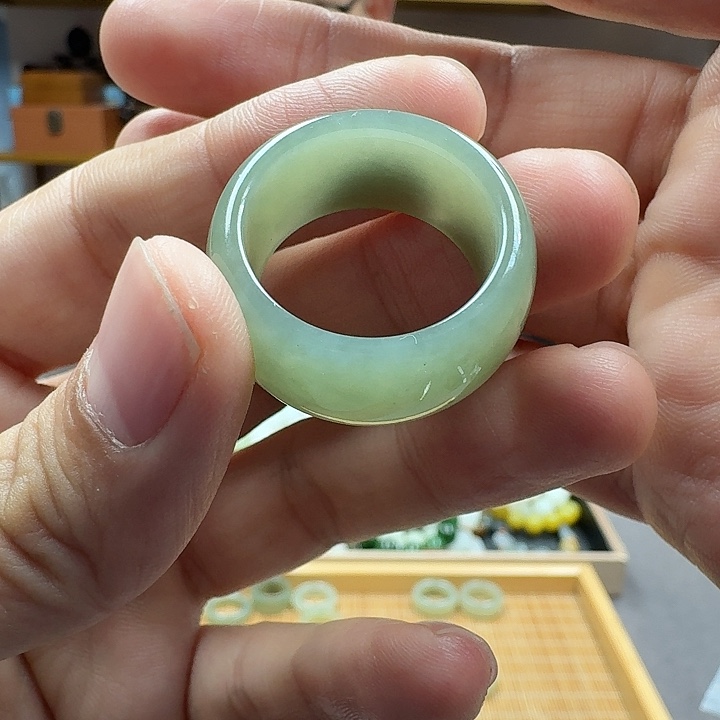 和田玉未镶嵌戒指20.7宽版