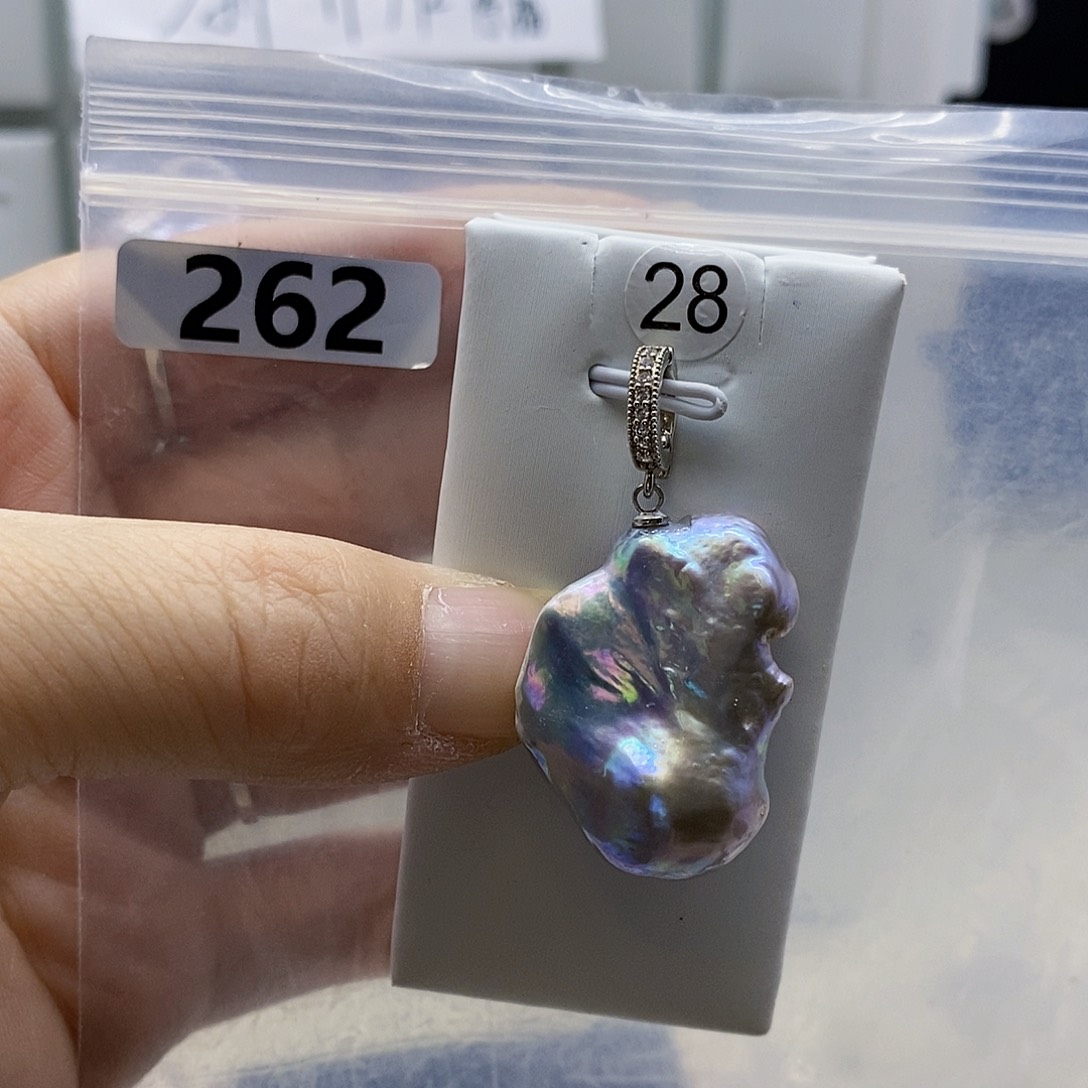 颈饰合金淡水珍珠