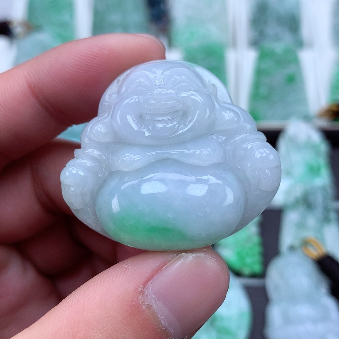 翡翠颈饰未镶嵌翡翠吊坠