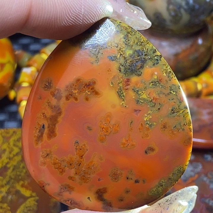 玛瑙/玉髓颈饰未镶嵌