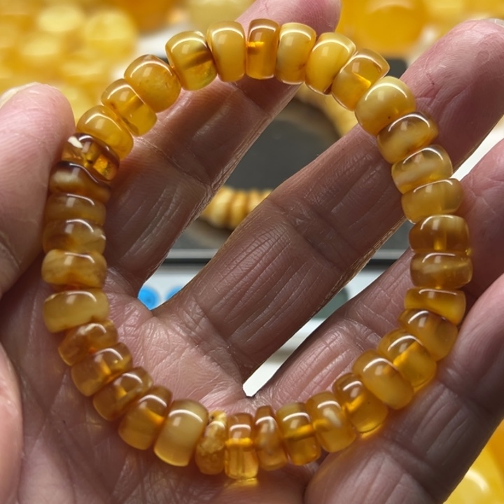 琥珀（矿物珀）未镶嵌裸石