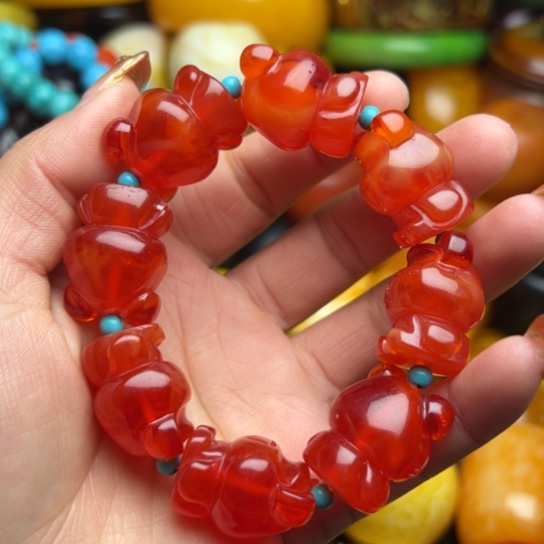 琥珀手串未镶嵌蜜蜡