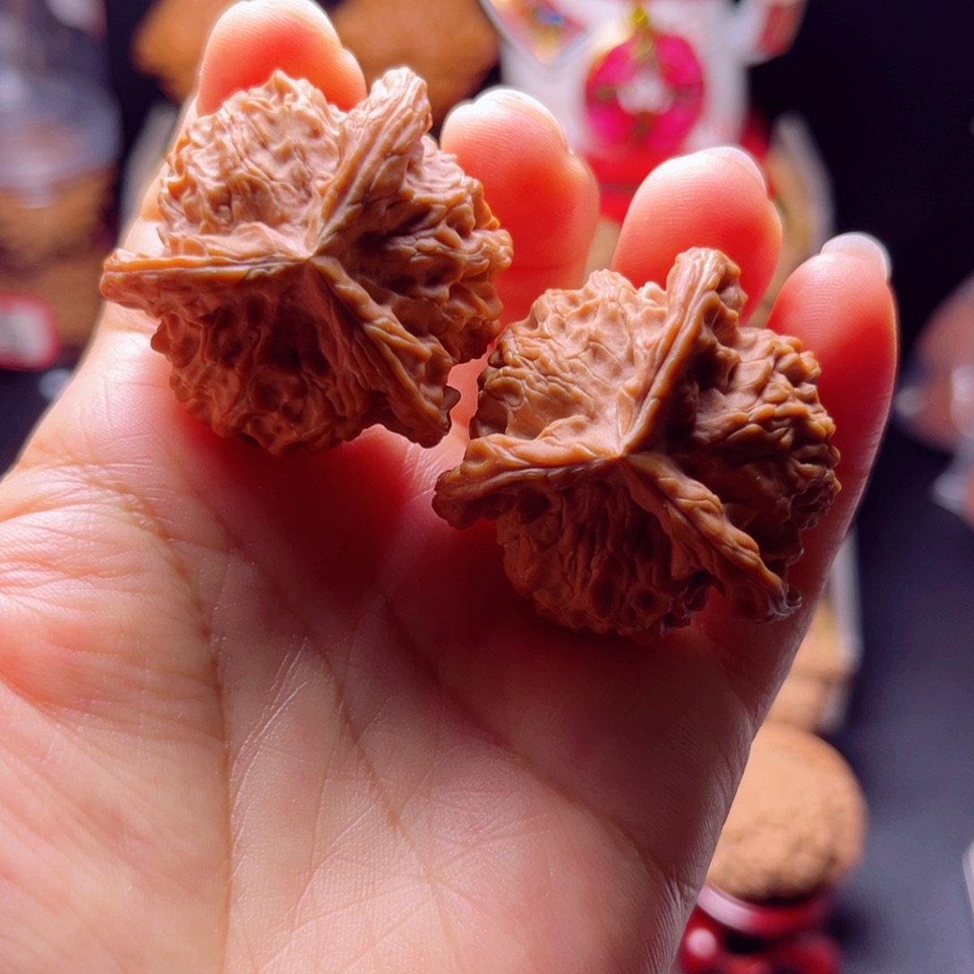 木质类盘山肉球奔