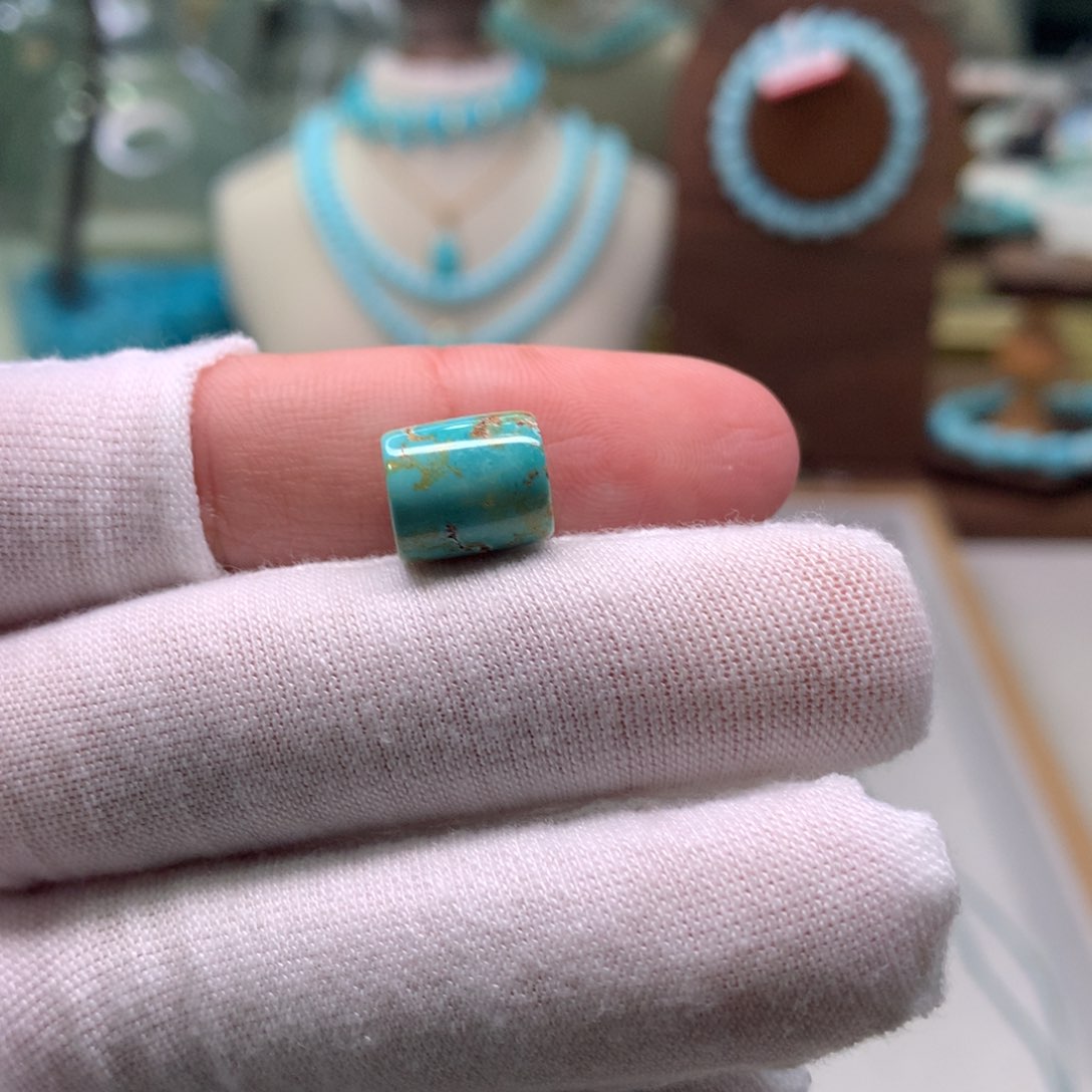 绿松石配饰未镶嵌