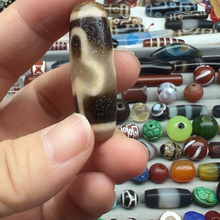 老***袁玛瑙/玉髓颈饰未镶嵌