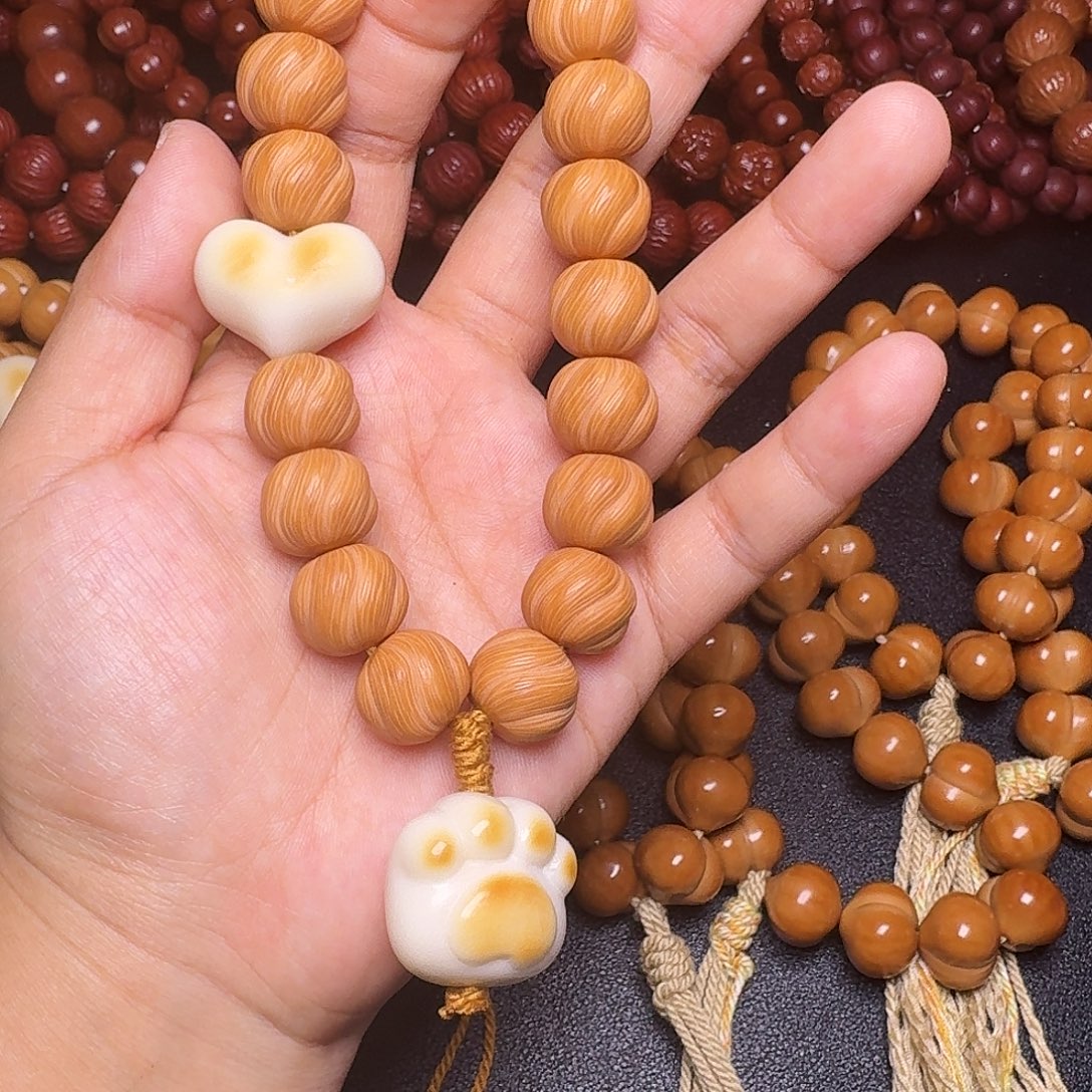 吊坠猴头核桃顶级卷卷酥