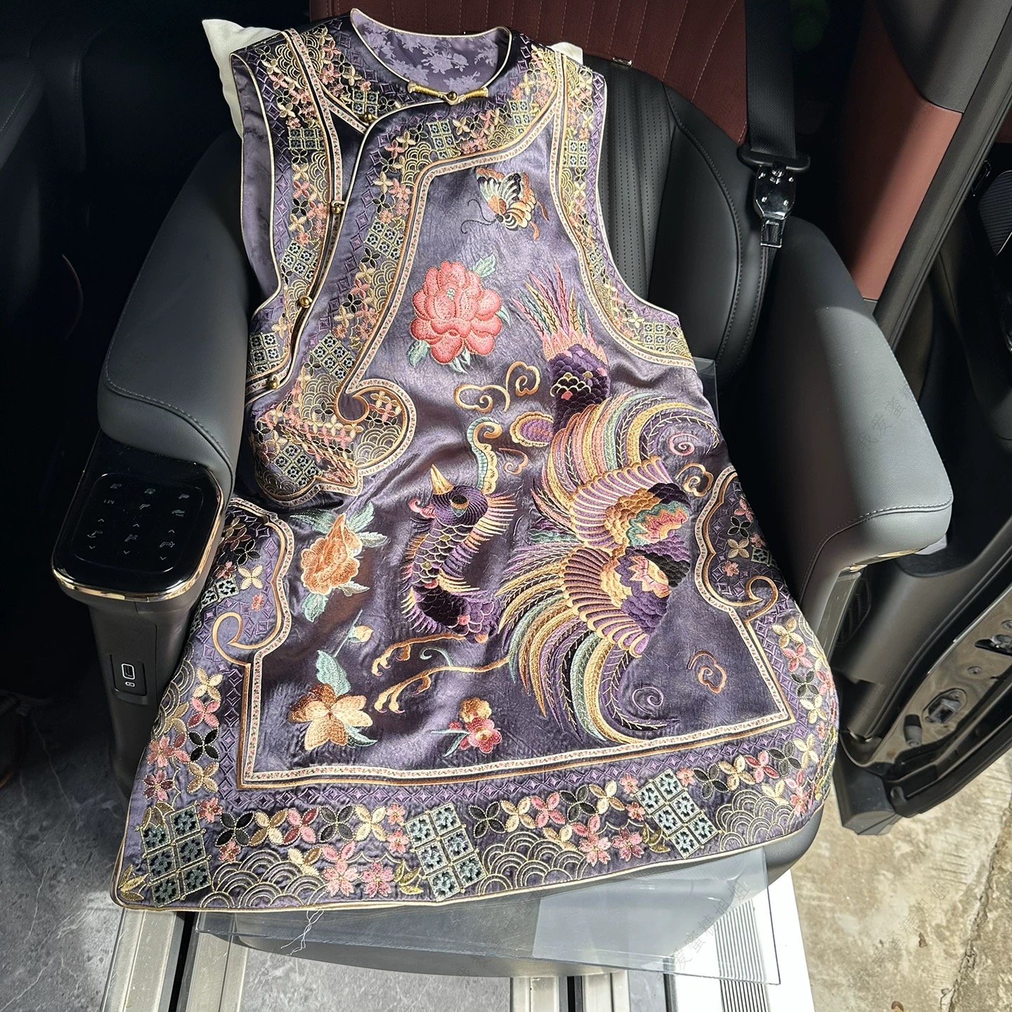 【佳佳服饰】-凤舞花间 新中式国风醋酸凤凰刺绣中长款连衣裙系列