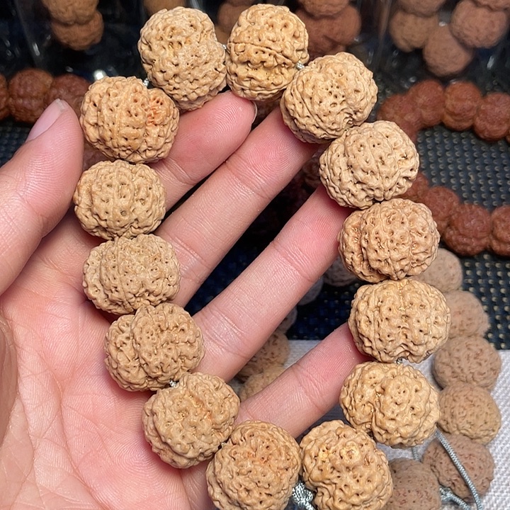 大***梁吊坠金刚菩提金刚