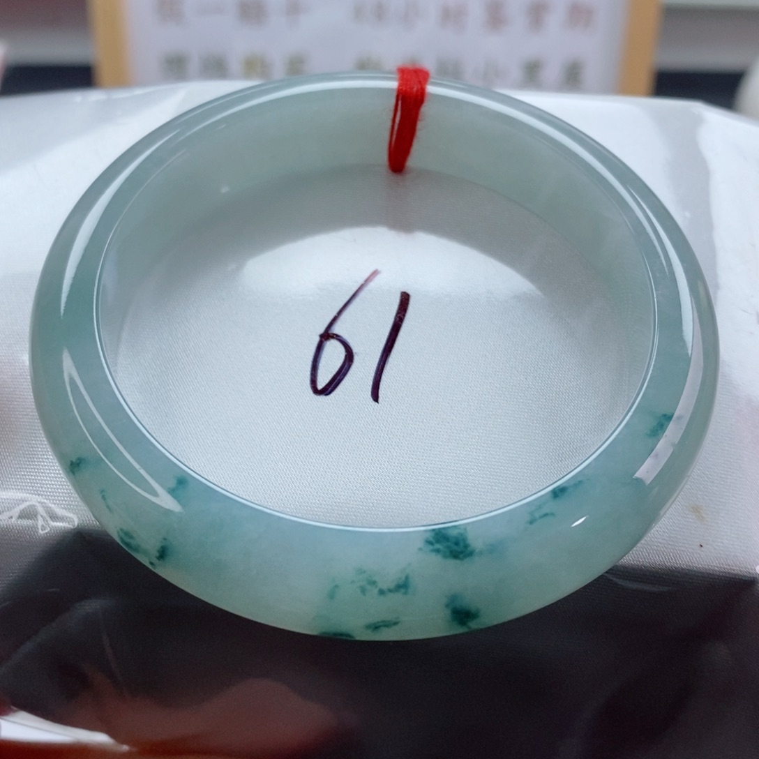 翡翠手镯未镶嵌天然A货翡翠手镯