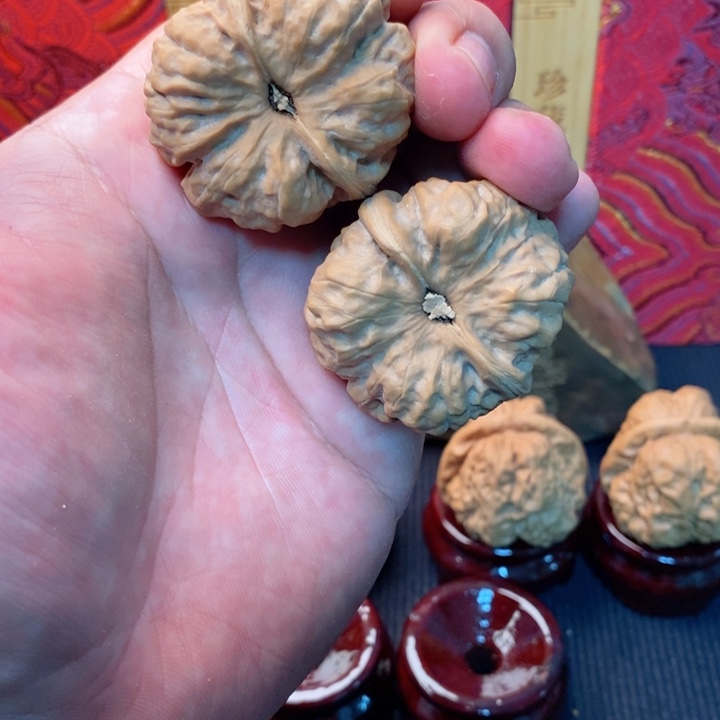 溜***。吊坠文玩核桃88888888