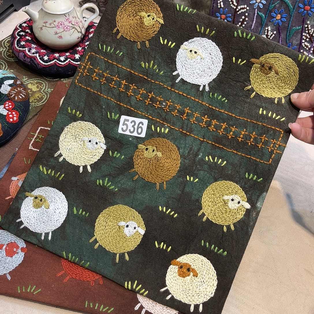 规格24.30刺子绣茶席