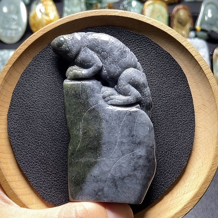 翡翠颈饰未镶嵌缅甸a货