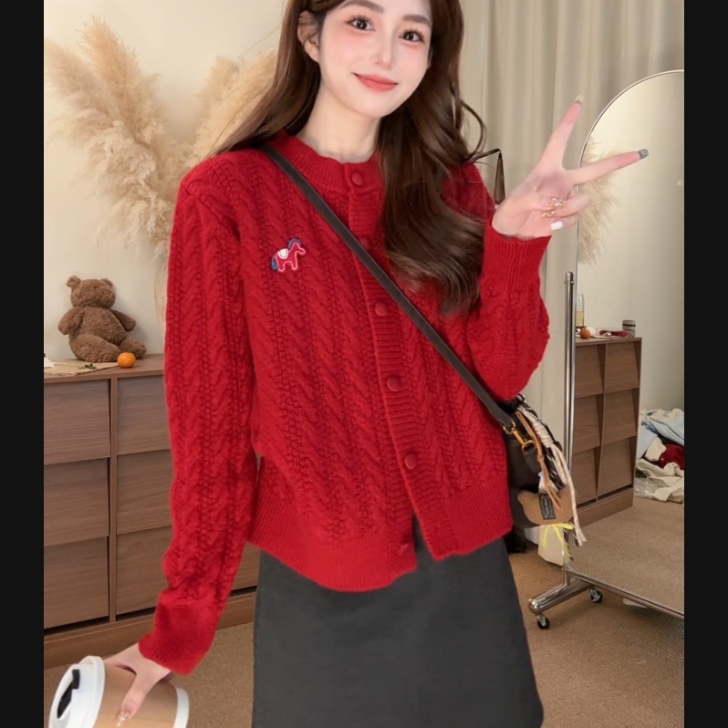 【幸运马】外套韩版圆领麻花彩色包扣女装复古百搭软糯针织开衫