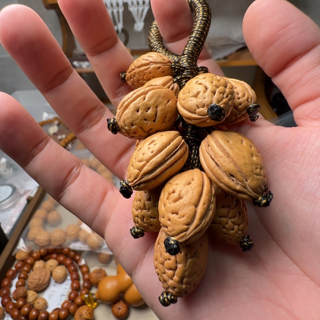 七***安吊坠桃核哈哈哈哈哈哈哈哈哈哈