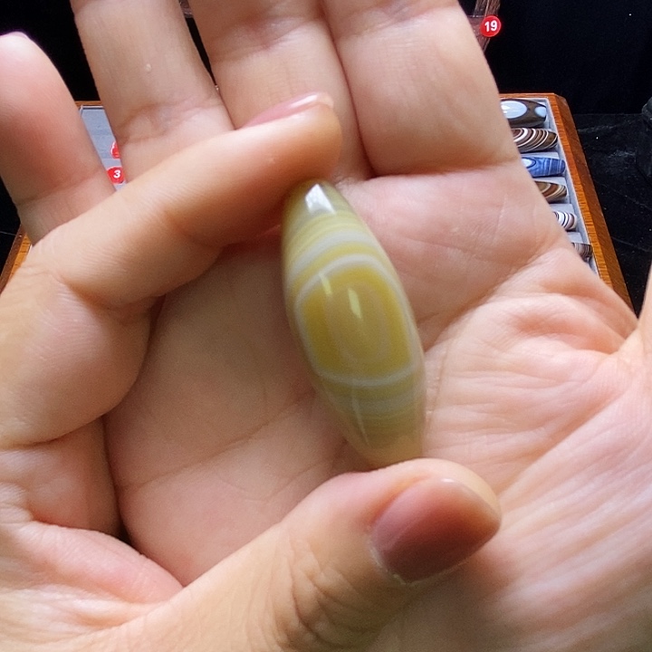 木***工玛瑙/玉髓未镶嵌颈饰