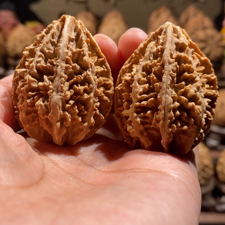 何***郎文玩核桃把件东北4