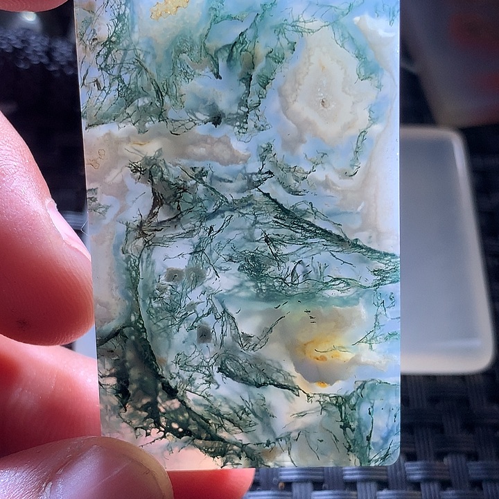 玛瑙/玉髓颈饰未镶嵌小*?