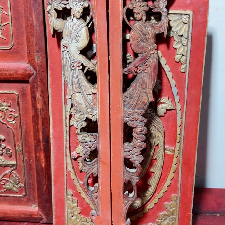 B***S木木雕工艺品摆件