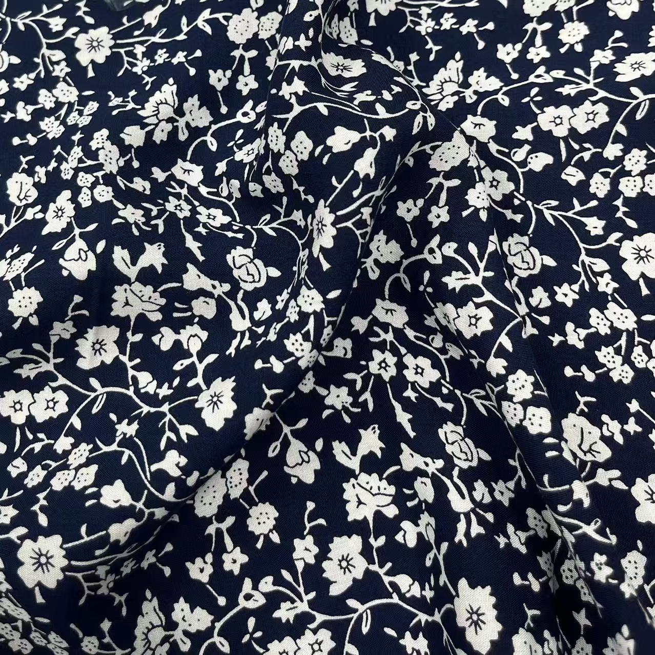 【绒兰】袋鼠国订单! 棉绸布料莱赛尔升级款 132号 蓝底小白花