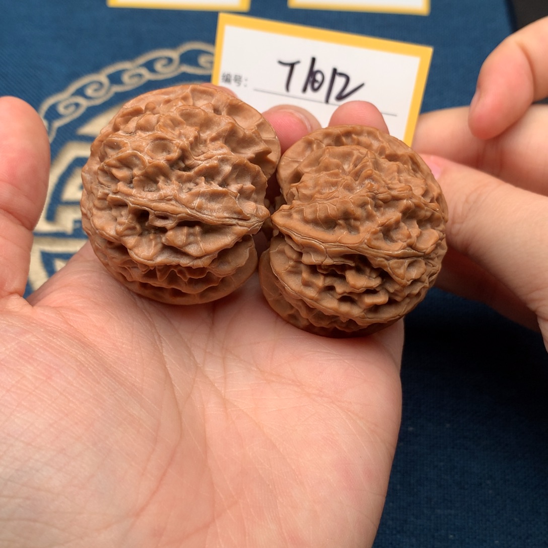 文玩核桃把件44苹果园 T1012