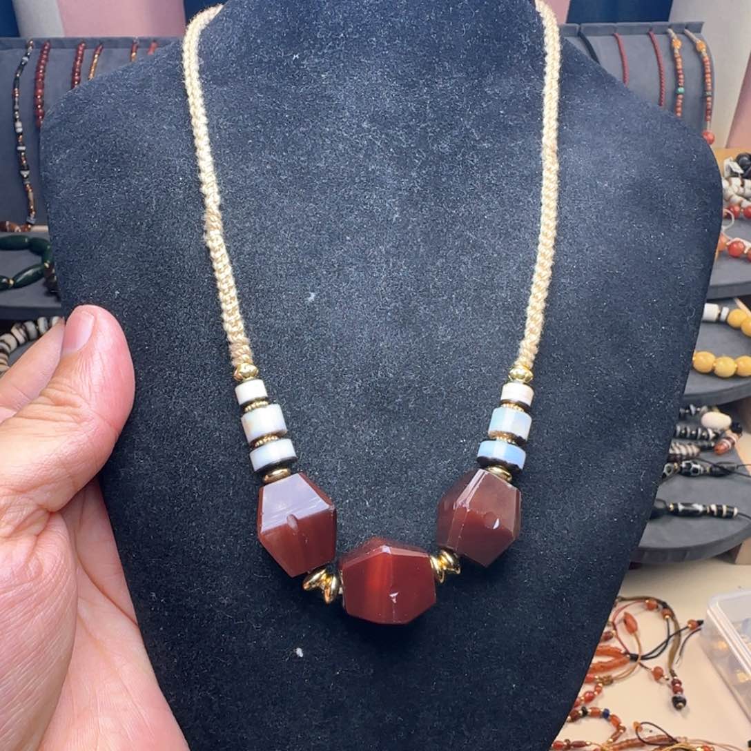 玛瑙/玉髓颈饰未镶嵌f h k f g h n k