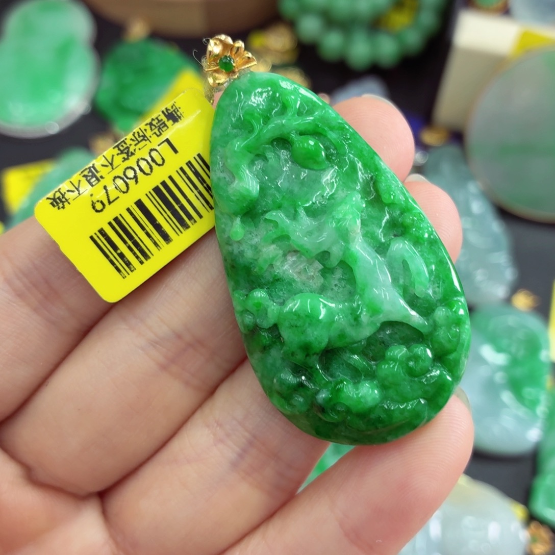 翡翠18K金镶嵌吊坠(不含链)