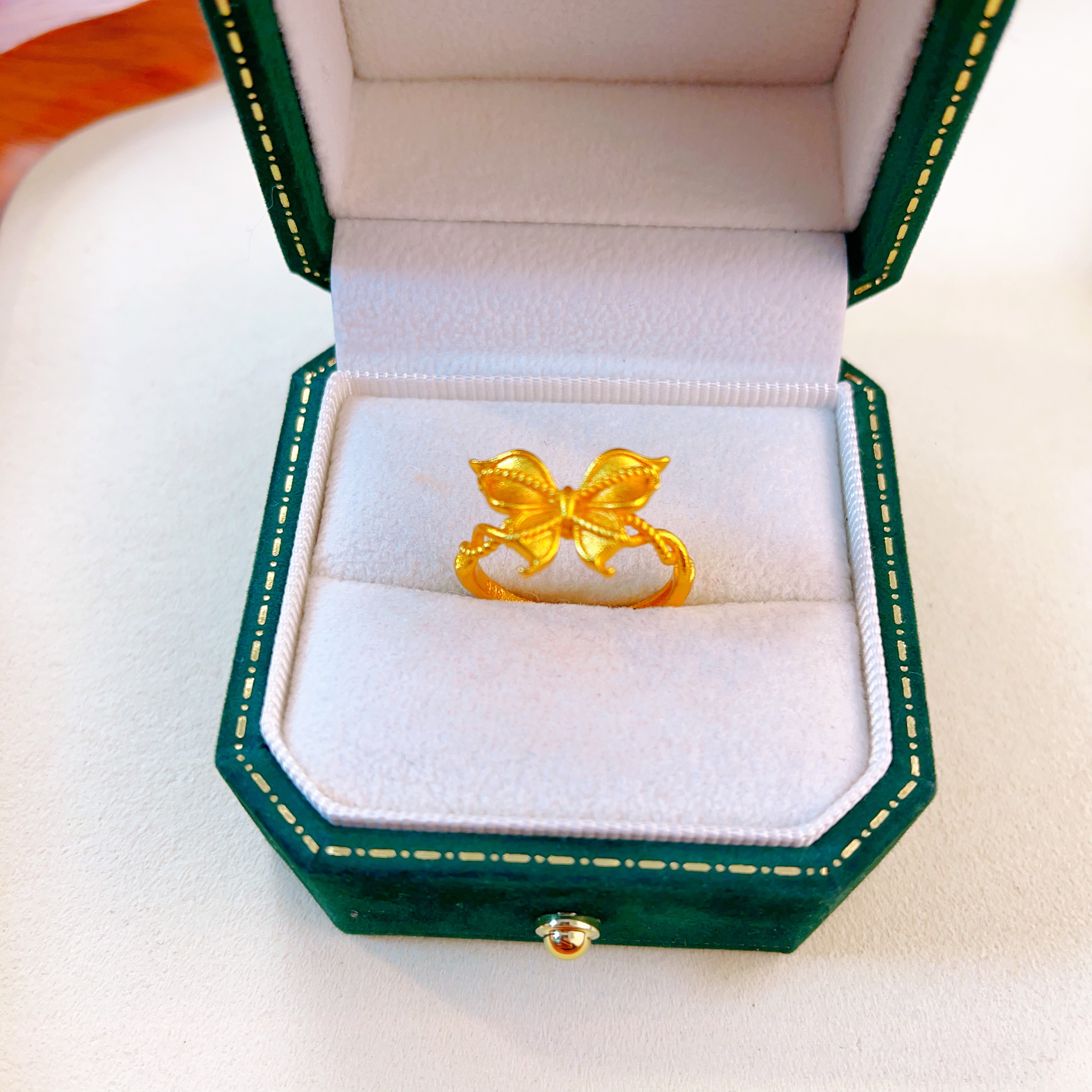  精致蝴蝶开口时尚戒指50101