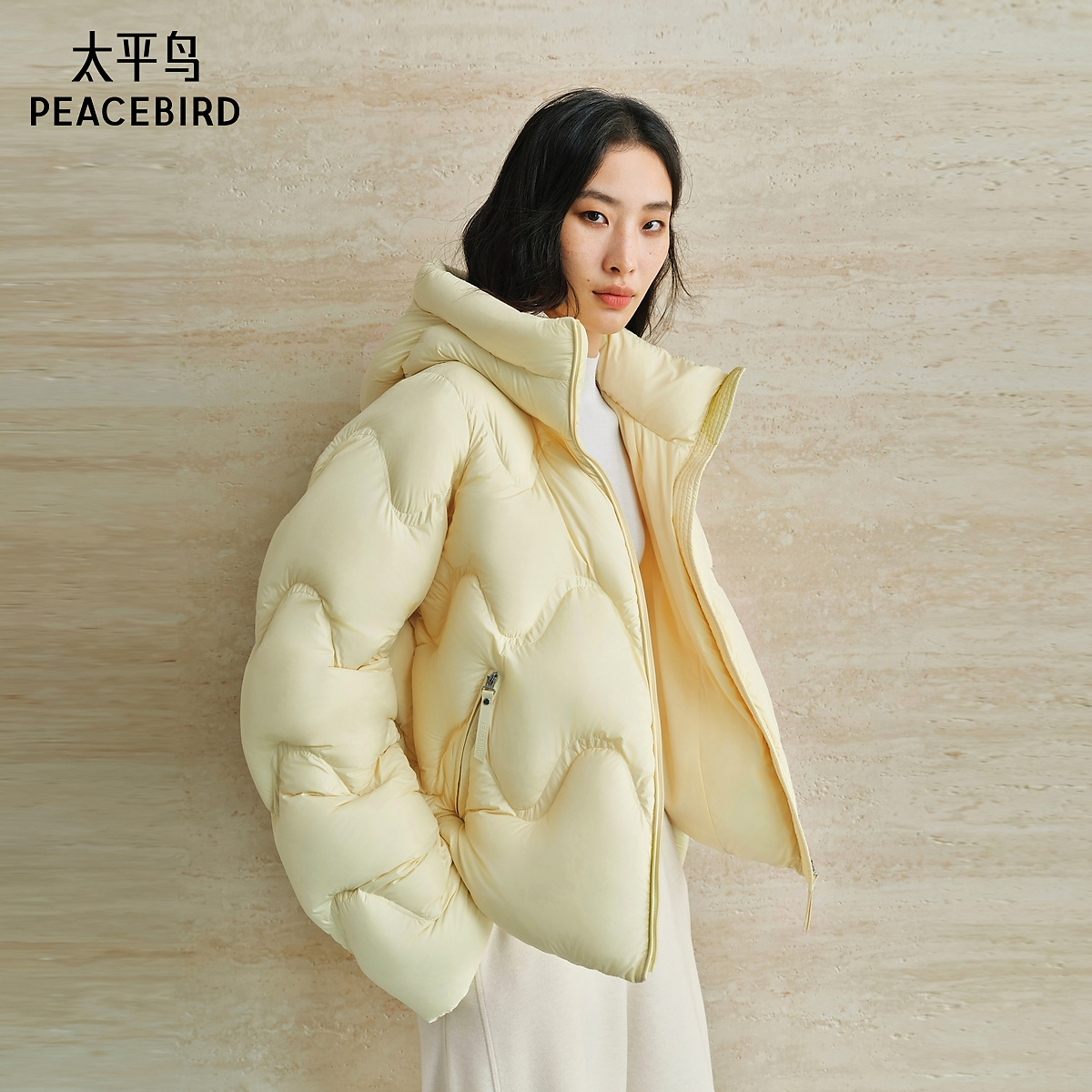 【小余专属】太平鸟宽松羽绒服面包服新款短款连帽外套AAACF4C07