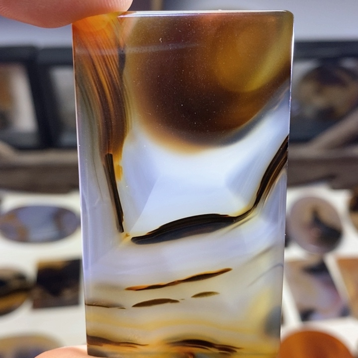 玛瑙/玉髓颈饰未镶嵌