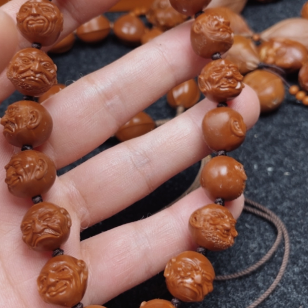 【闪购商品】橄榄核手串/手链X*m橄榄核雕罗汉