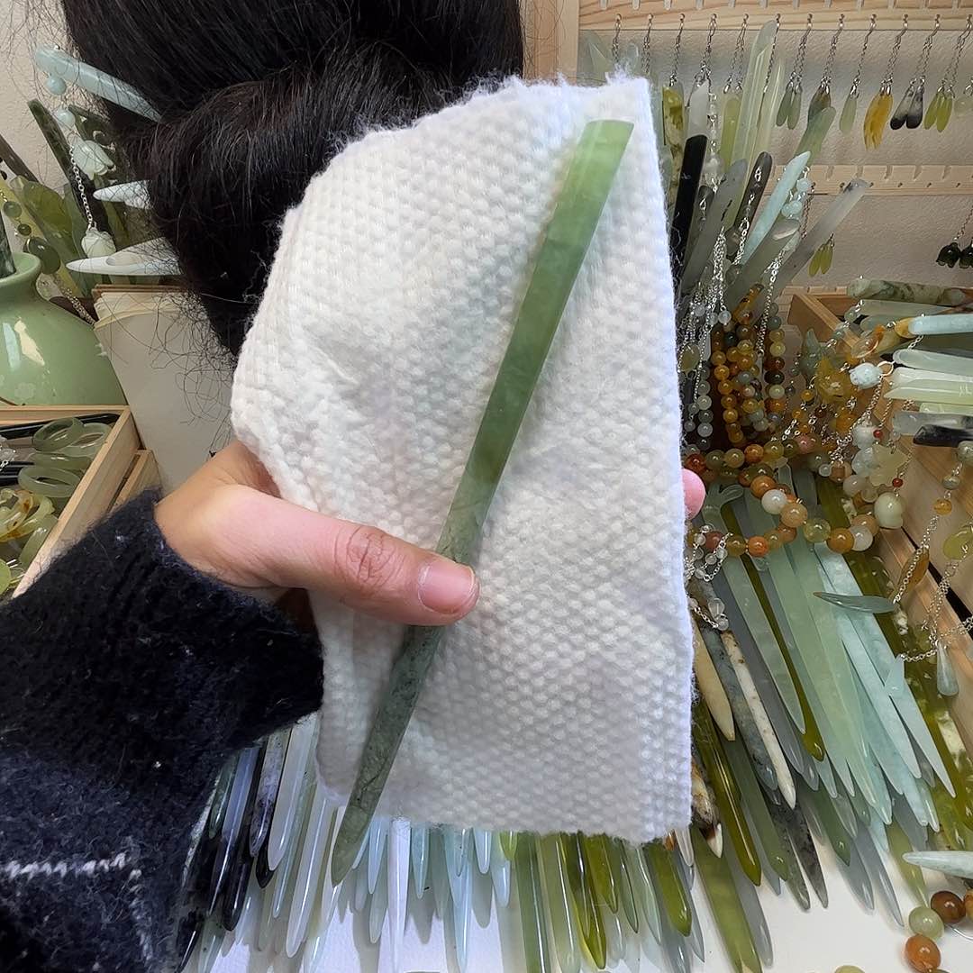 蛇纹石玉发饰未镶嵌