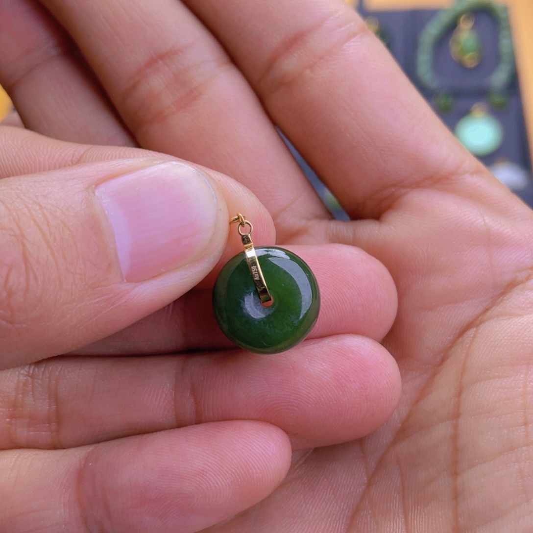 和田玉（碧玉）吊坠(不含链)未镶嵌平安扣吊坠