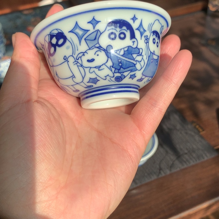 蜡笔小新压手杯109号