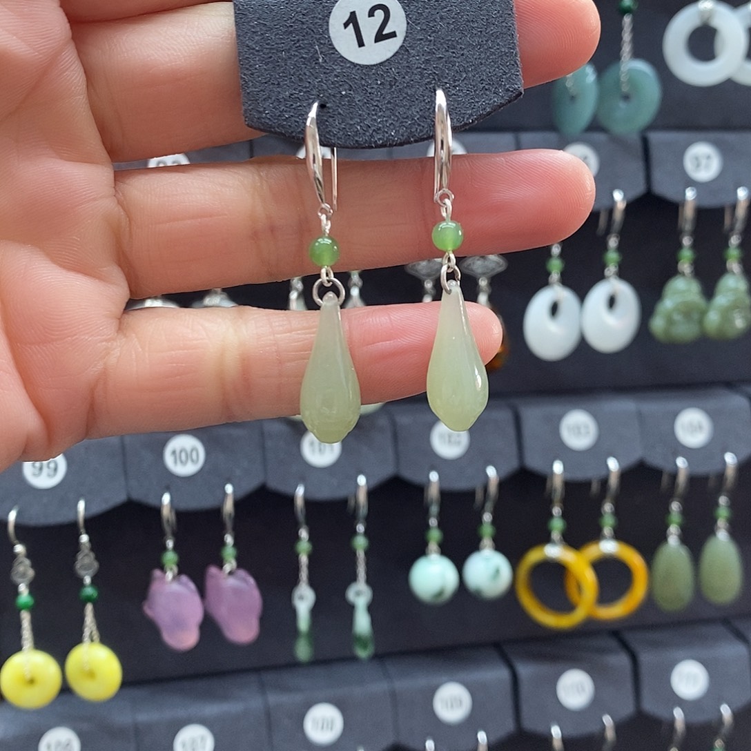 云***云和田玉银S925镶嵌耳饰