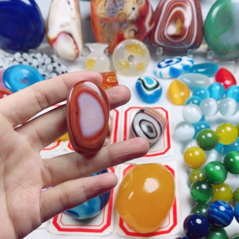 玛瑙/玉髓耳饰未镶嵌