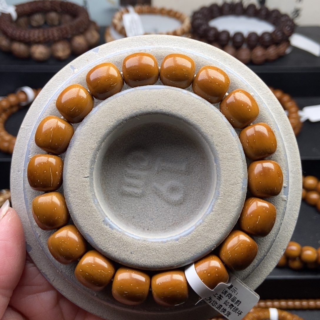 紫金鼠手串12mm近实心精品黄金甲桶珠