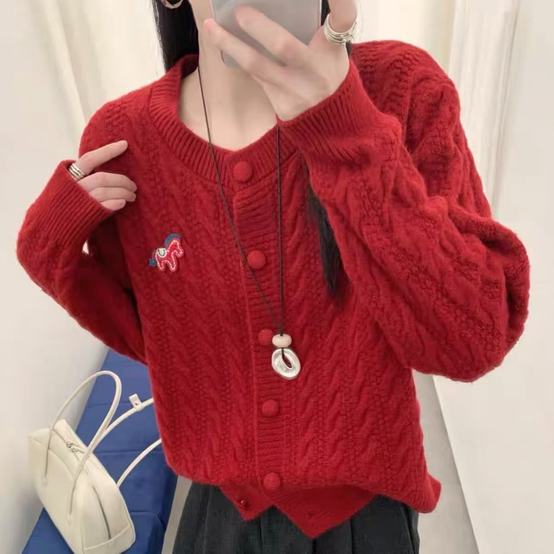 【幸运马】外套韩版圆领麻花彩色包扣女装复古百搭软糯针织开衫