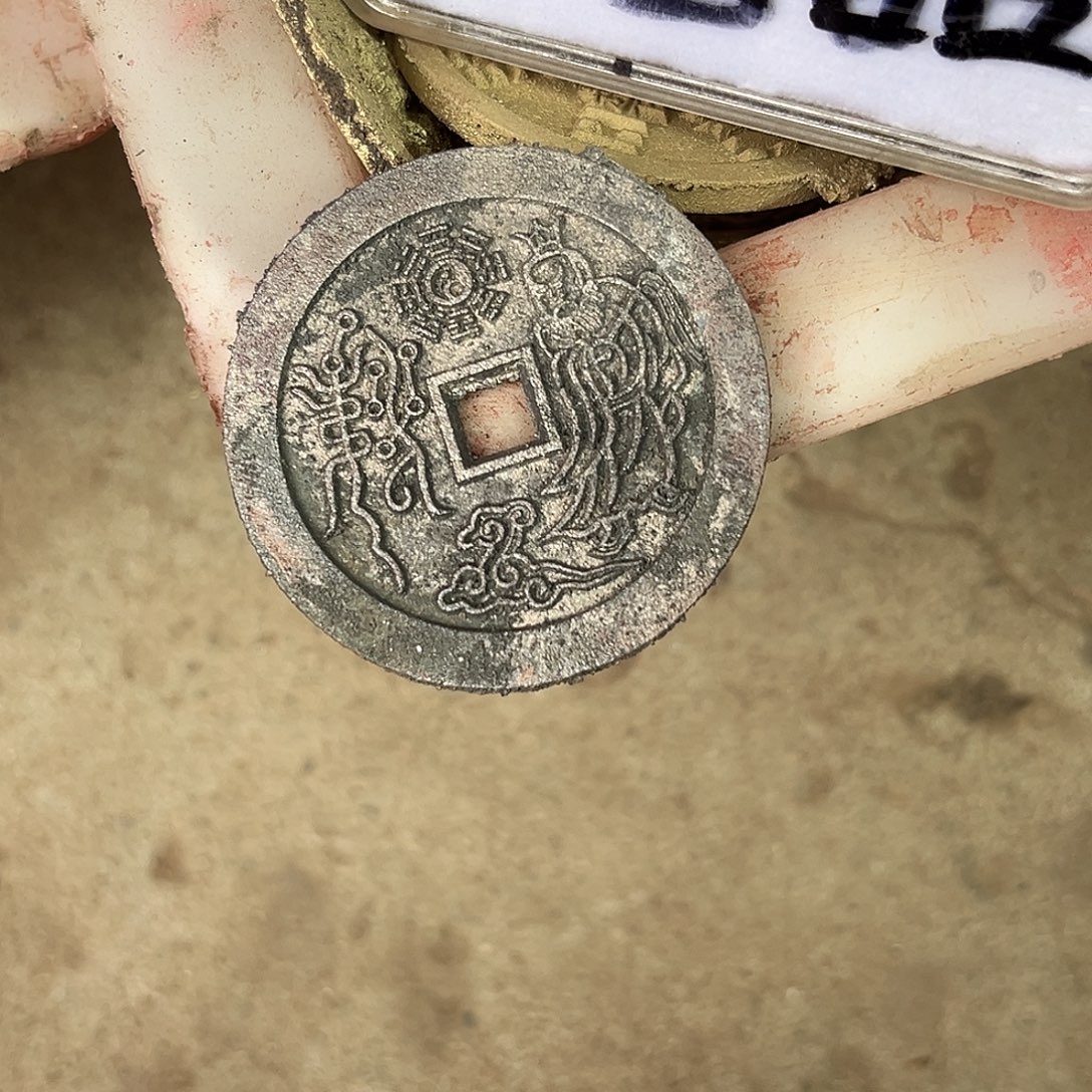 用***3铜现代翻砂工艺作品