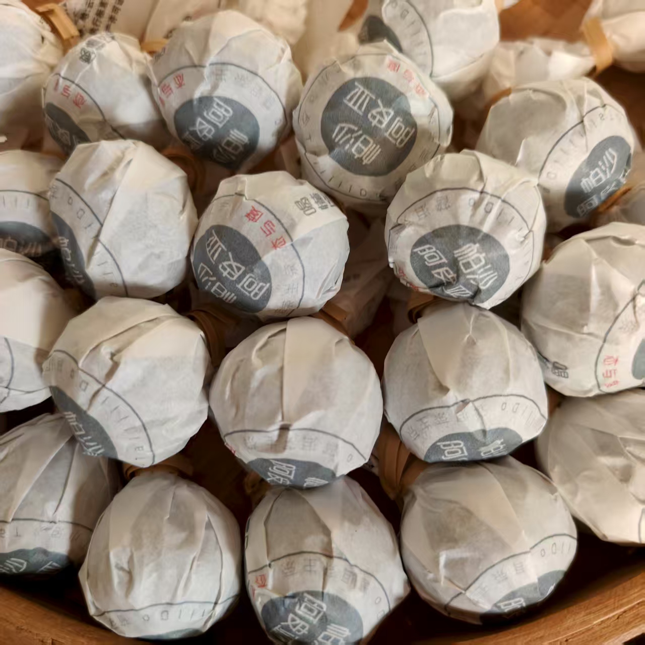 【帕沙阿皮亚龙珠】2023年8g*20颗 勐海古树头春普洱茶生茶