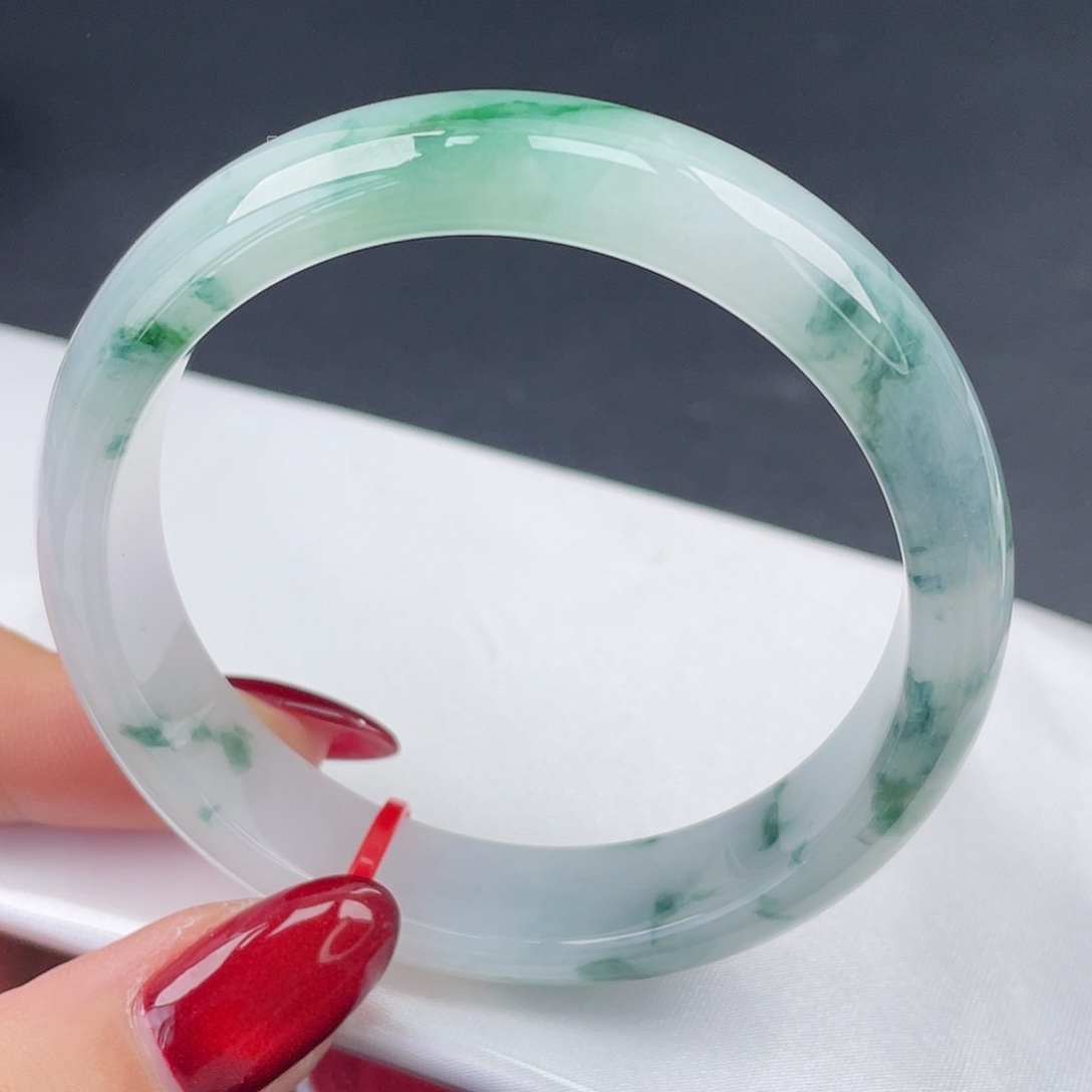 翡翠未镶嵌手镯54圈口