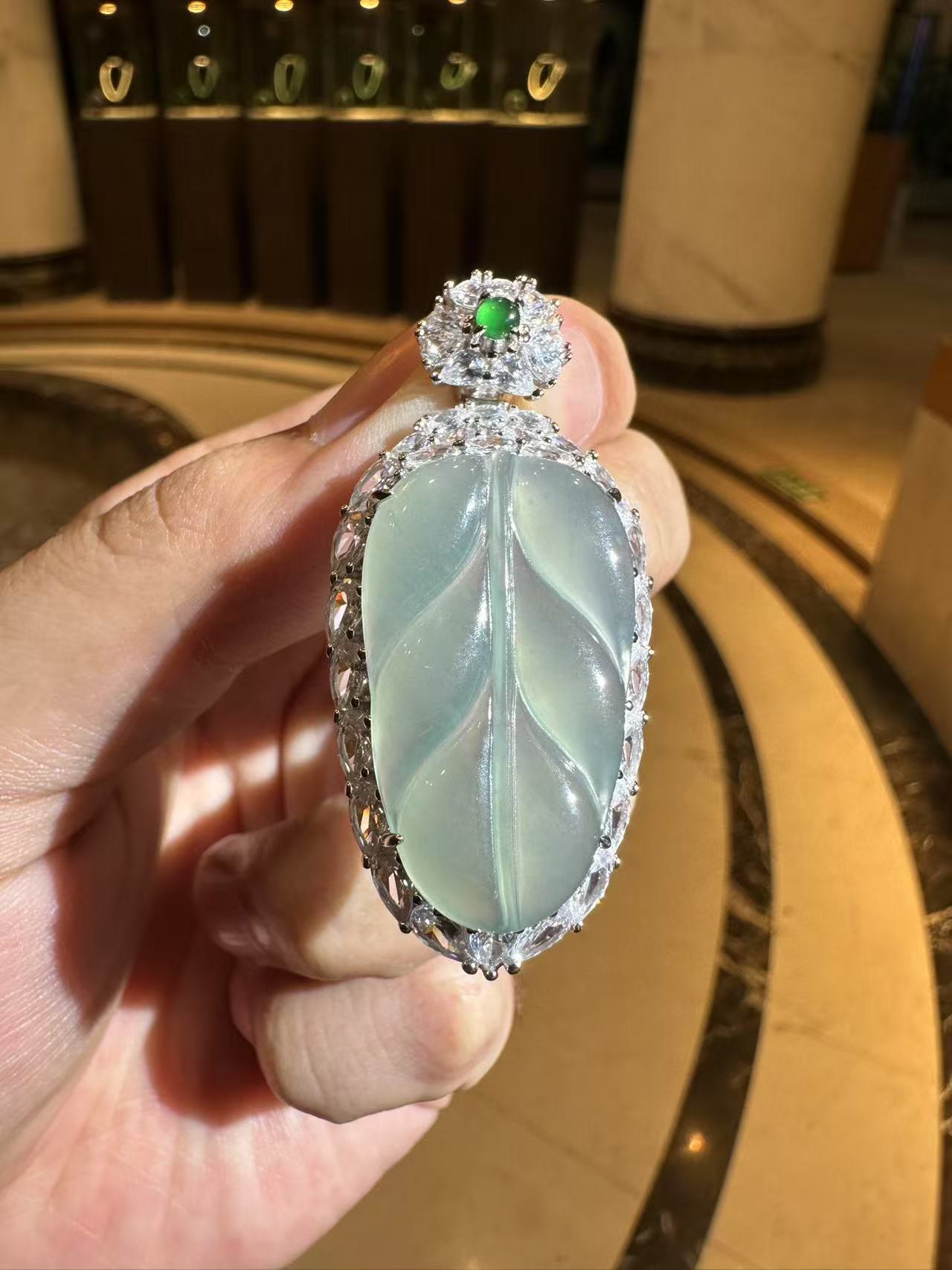 天然A货翡翠JJB07叶子吊坠多样性发一