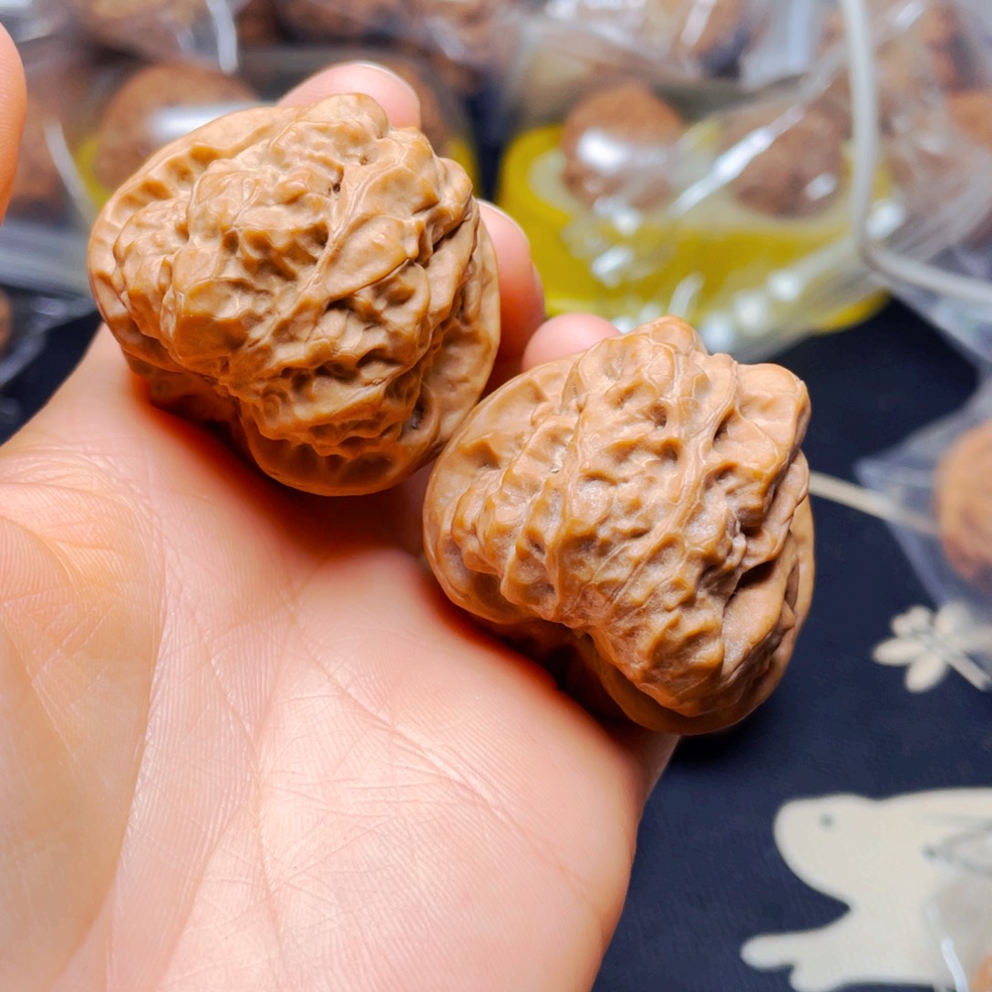 吊坠文玩核桃蛤蟆一对