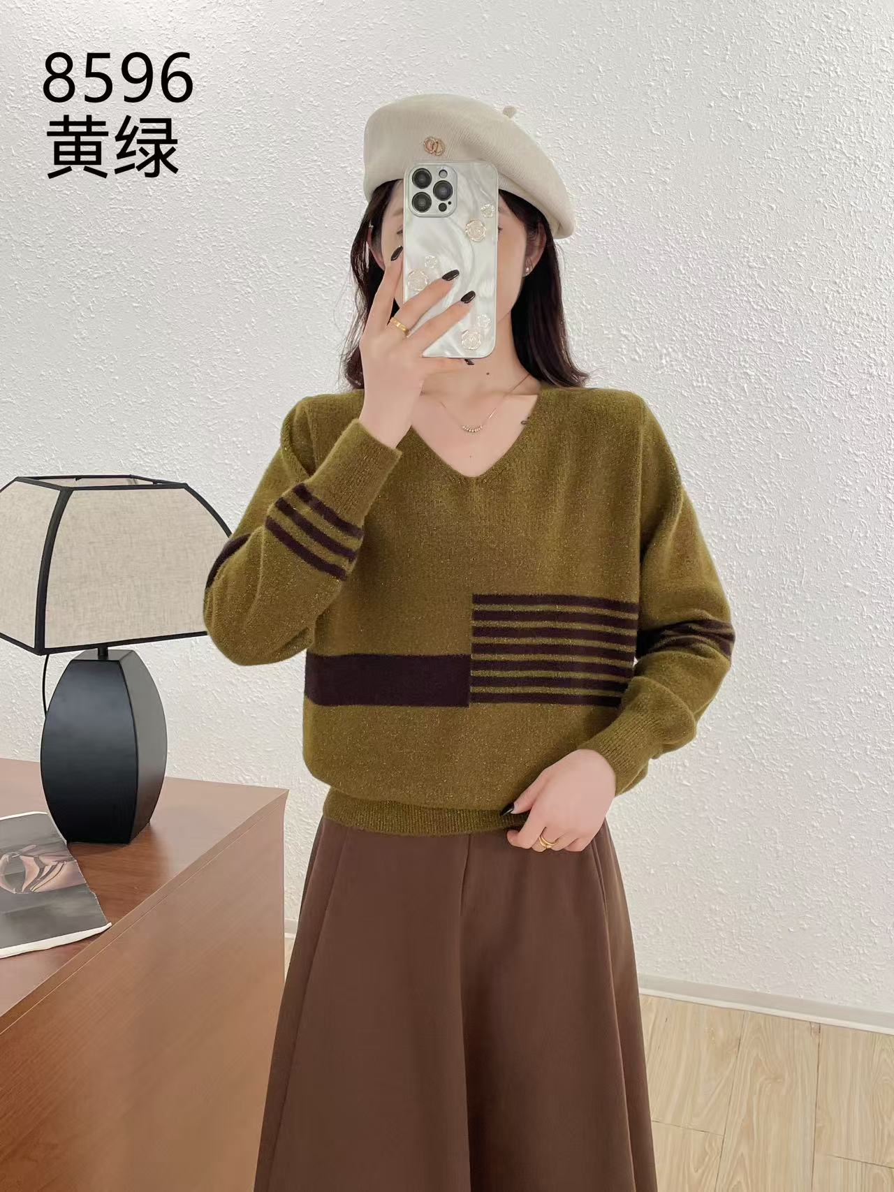百花果冬季新款保暖V领女士毛衣针织衫上衣高弹力遮肉显瘦百搭