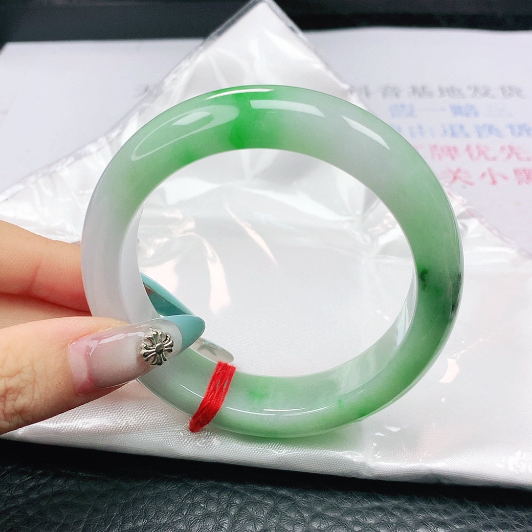 翡翠手镯未镶嵌翡翠57.6飘阳绿宽版轮胎