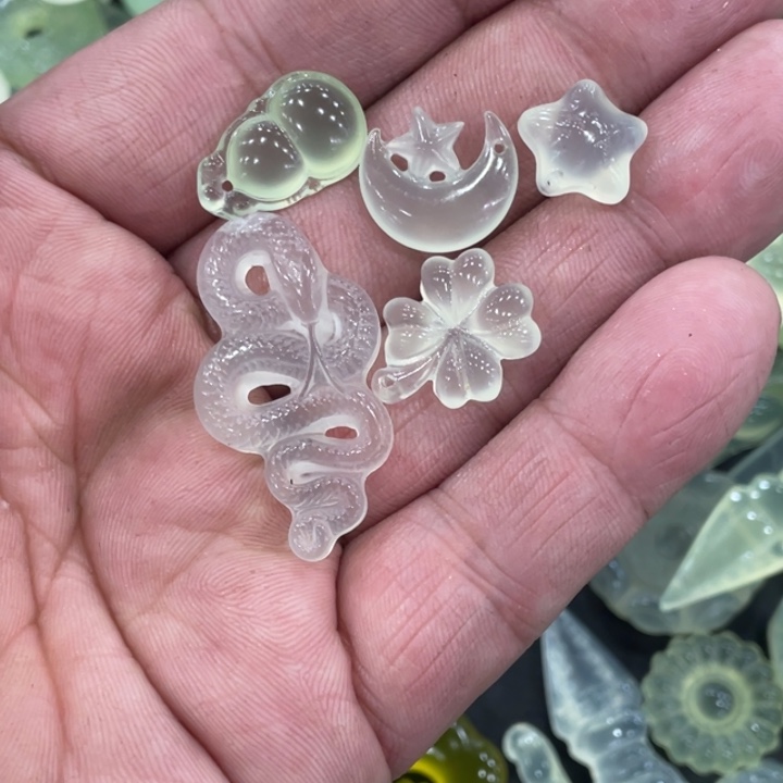蛇纹石玉合金颈饰