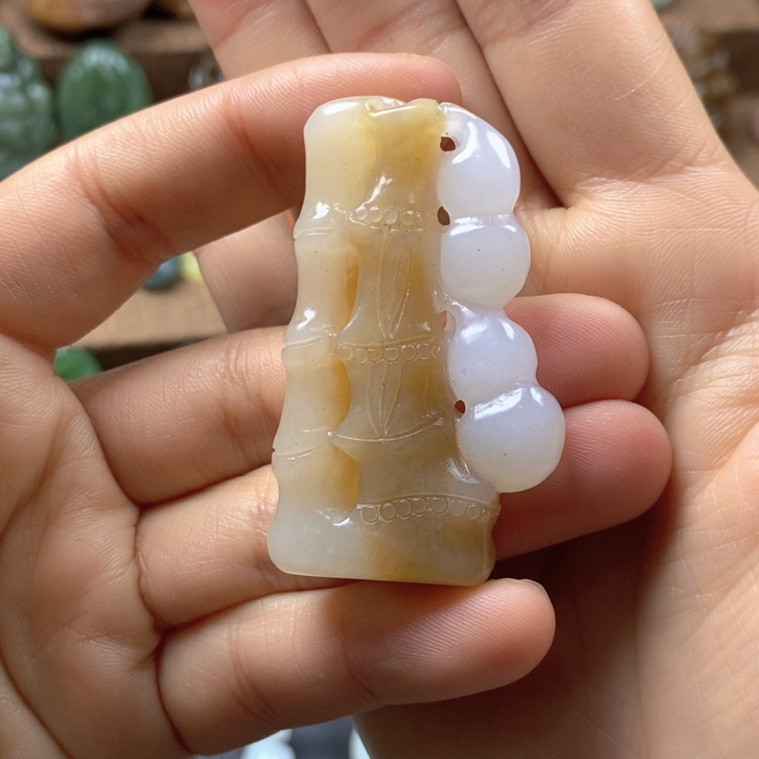 未镶嵌和田玉挂件