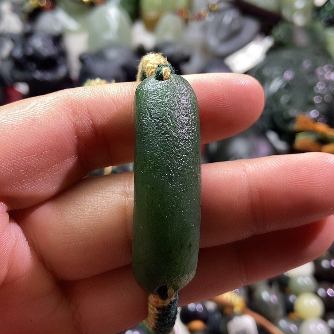 和田玉（糖玉）颈饰未镶嵌红*