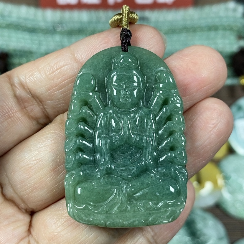 【闪购商品】翡翠颈饰未镶嵌玉吊坠翡翠玉千手观音