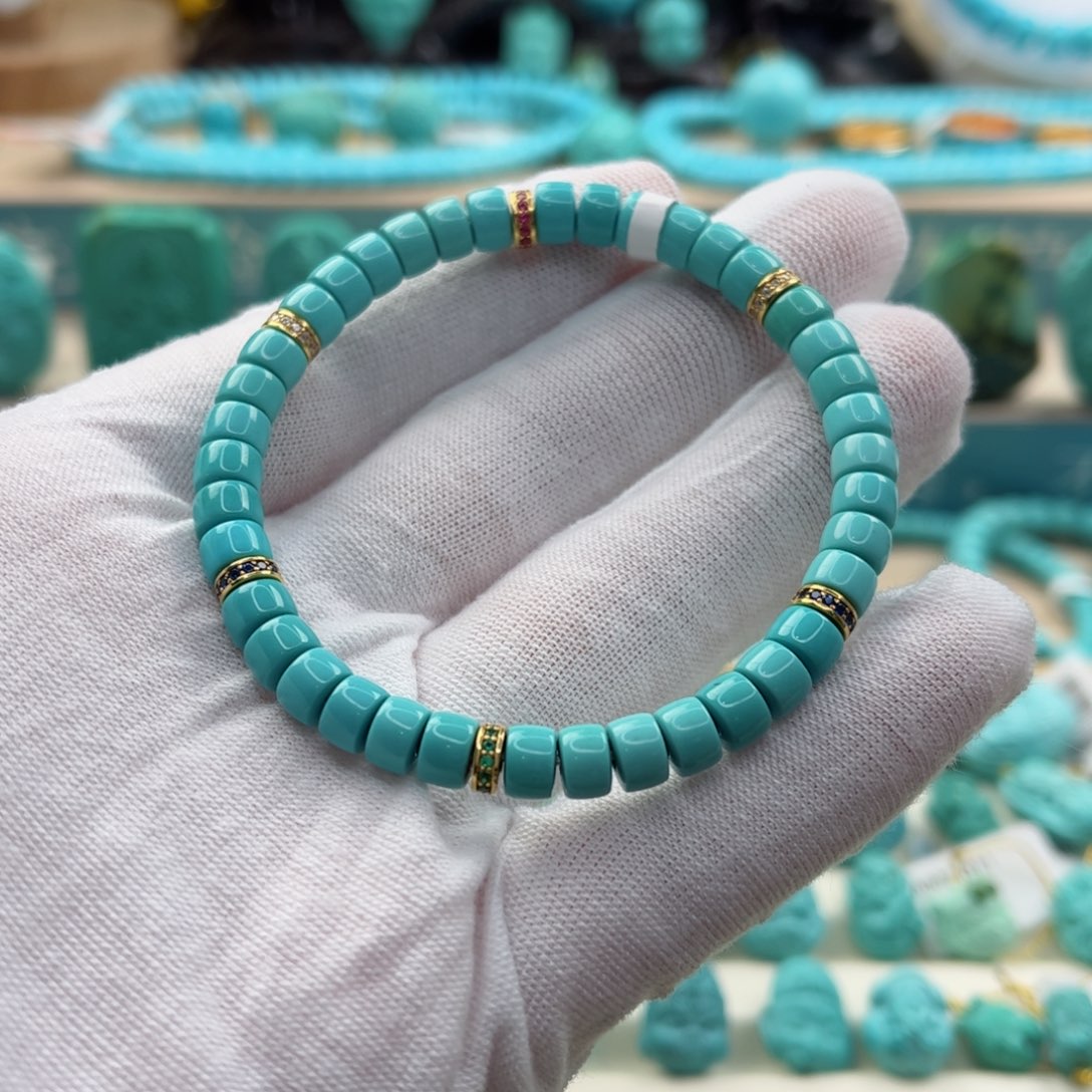 绿松石配饰未镶嵌